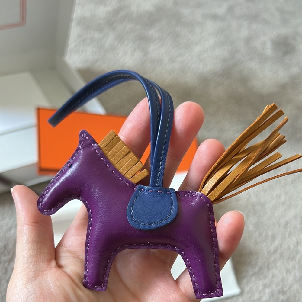 NEW Hermès Rodeo PM sesame